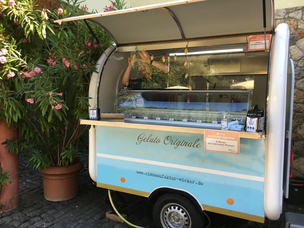 Eiswagen Eismanufaktur Wicker mieten in Flörsheim